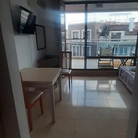 Mira Bay Studio 1 *